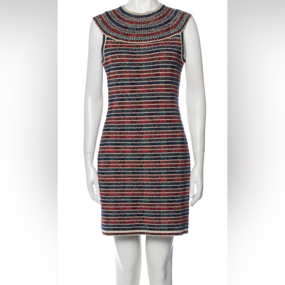Chanel shift dress size 34.